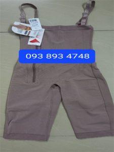 Bodysuite Ann Chery 5141 16 Hình ảnh thực tế bodysuit định hình Ann Chery 5141 màu cà cao nhìn từ mặt trước, có khóa kéo và dây đeo vai.