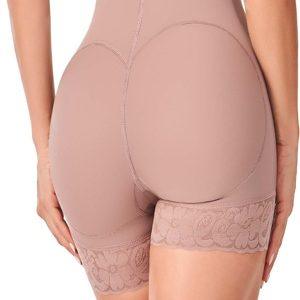 Bodysuit Latex Ann Chery 5166 nhìn từ phía sau, làm nổi bật thiết kế nâng mông định hình.