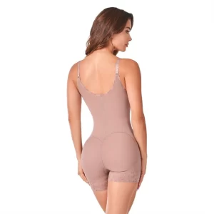 Đồ Lót Định Hình và Xu Hướng Thời Trang Hiện Đại