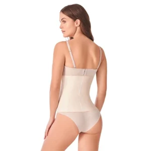 Người mẫu mặc gen nịt bụng Latex Ann Chery màu da, thiết kế ôm sát, nhìn từ phía sau – hỗ trợ tạo dáng eo và lưng